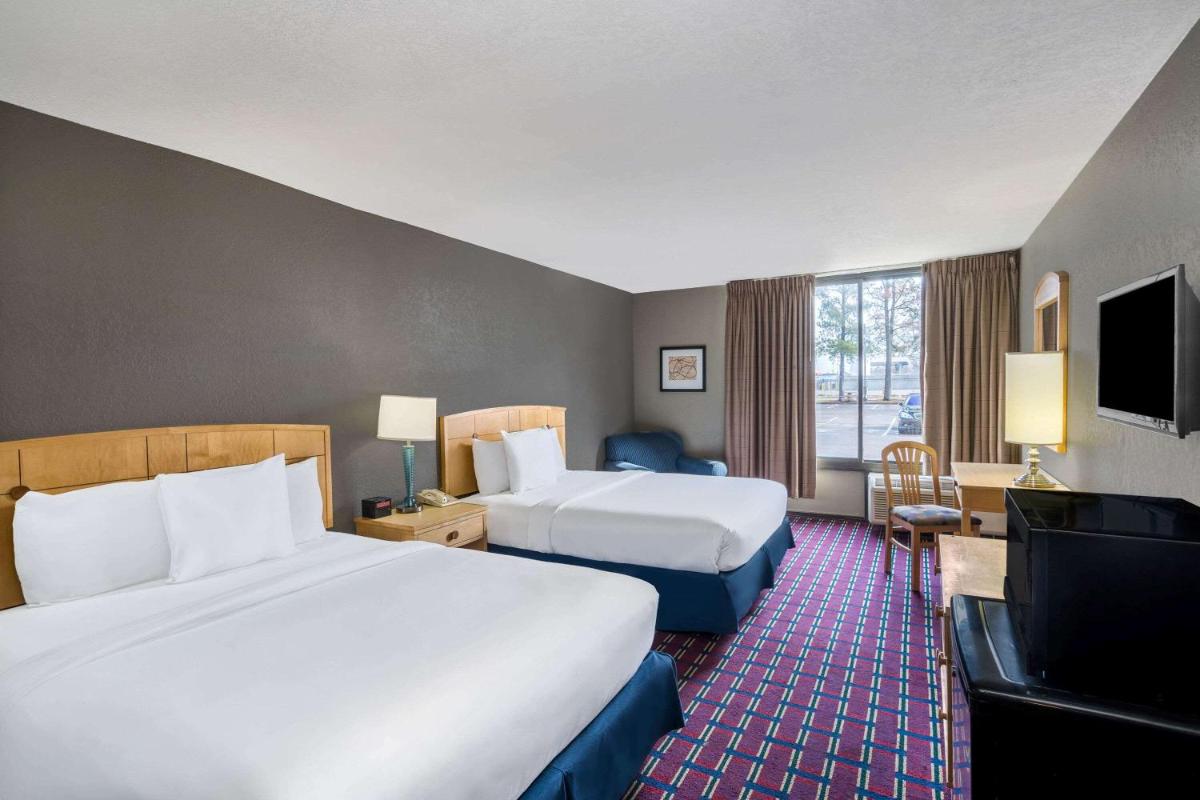 Travelodge by Wyndham Memphis Airport/Graceland - Housity