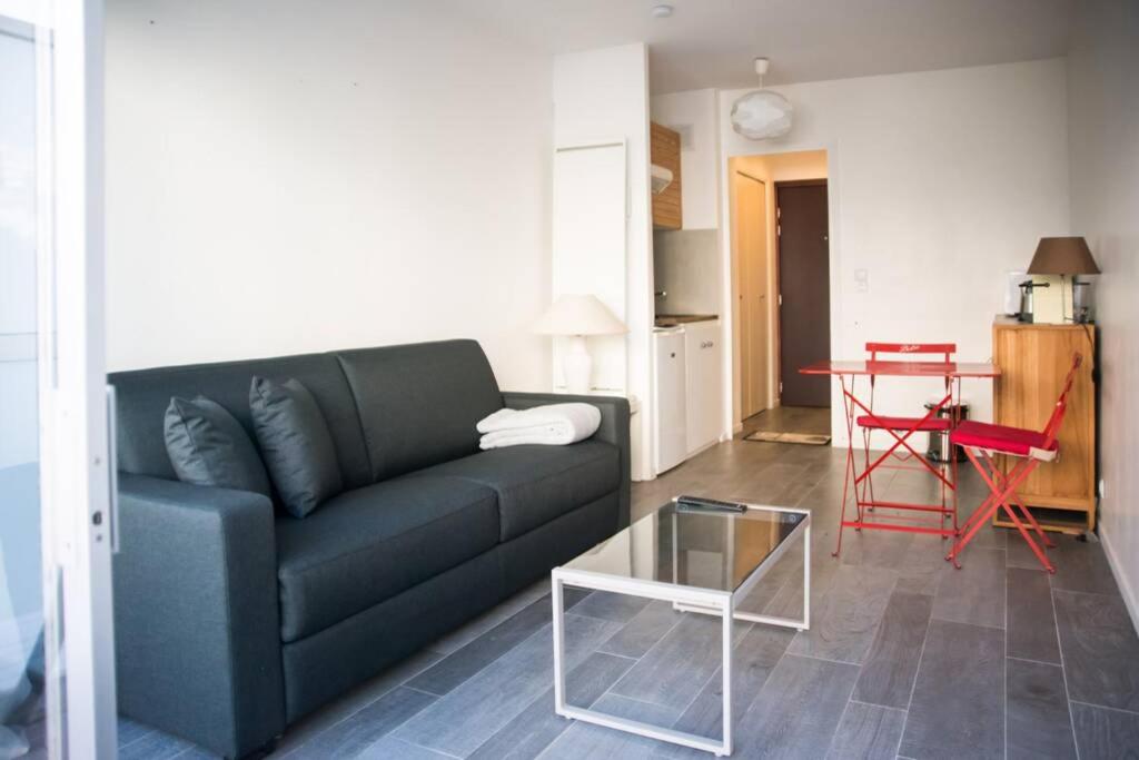 STUDIO ORANGERS - Housity