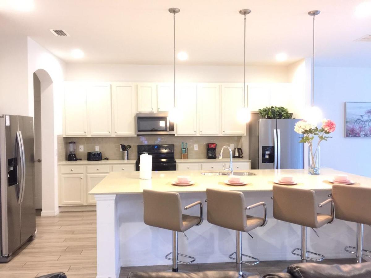 G7017-New Disney Vacation House - Housity