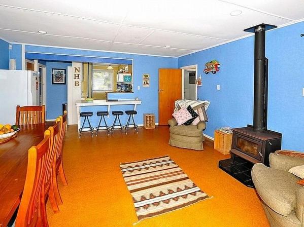 Carmens Beachside Bach - Waihi Beach Bach - Housity