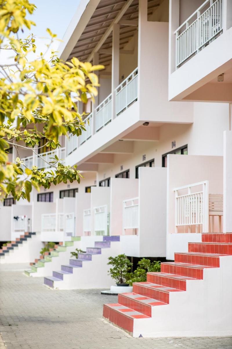Xanadu Beach Resort - Housity