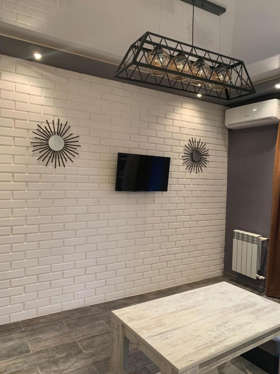 Art Apart 2 - Housity
