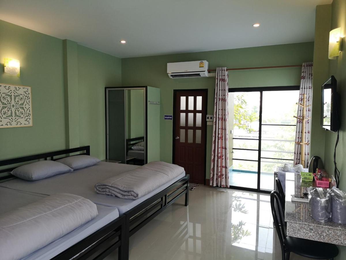 โรงแรมห้วยทราย Huaisai Hotel - Housity