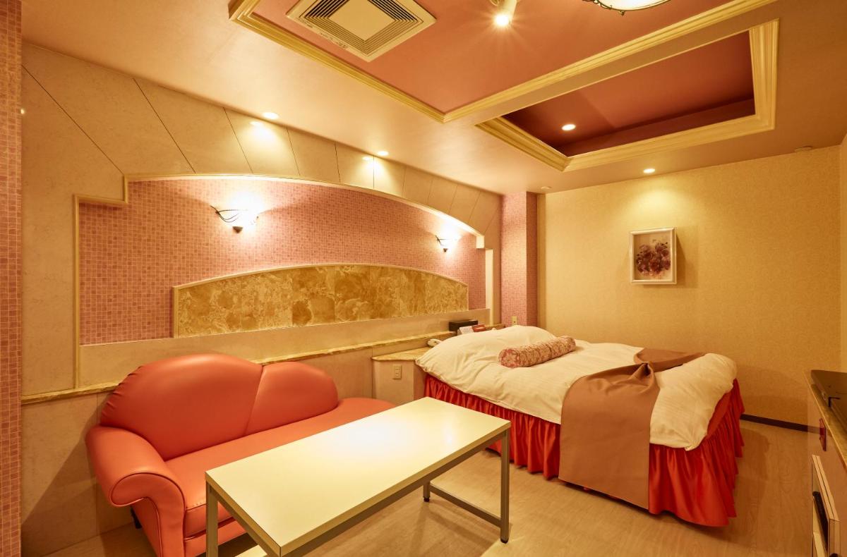 Hotel Christmas (Leisure Hotel) - Housity