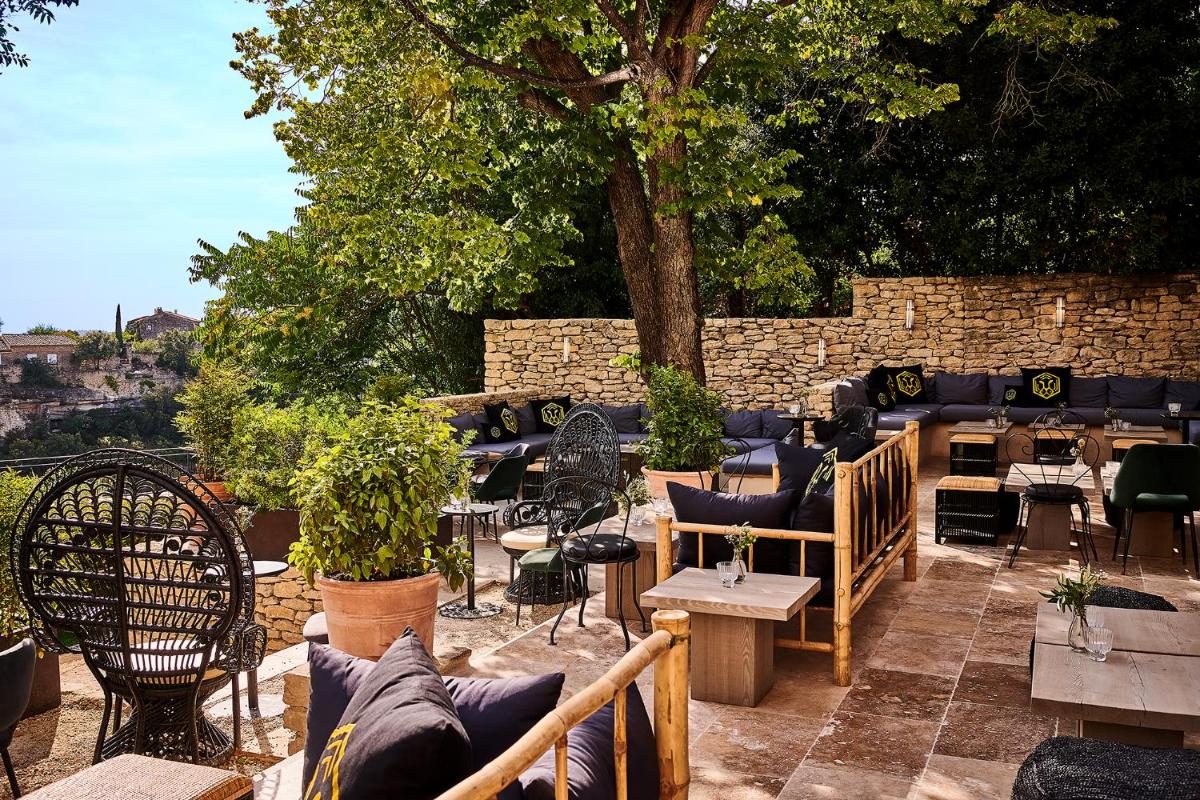Restaurant ou autre lieu de restauration dans l'établissement Airelles Gordes, La Bastide