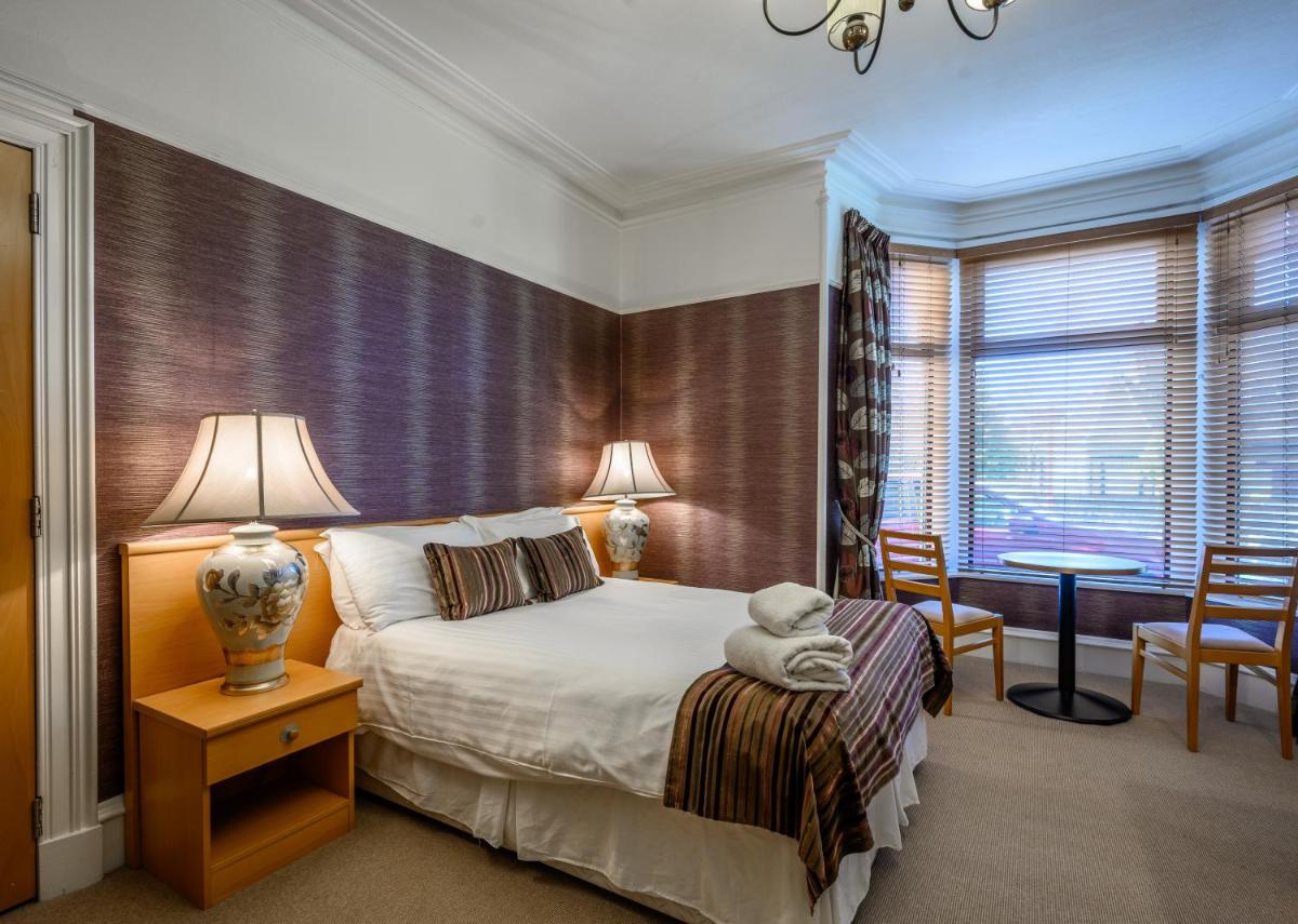 The Dunavon - Housity