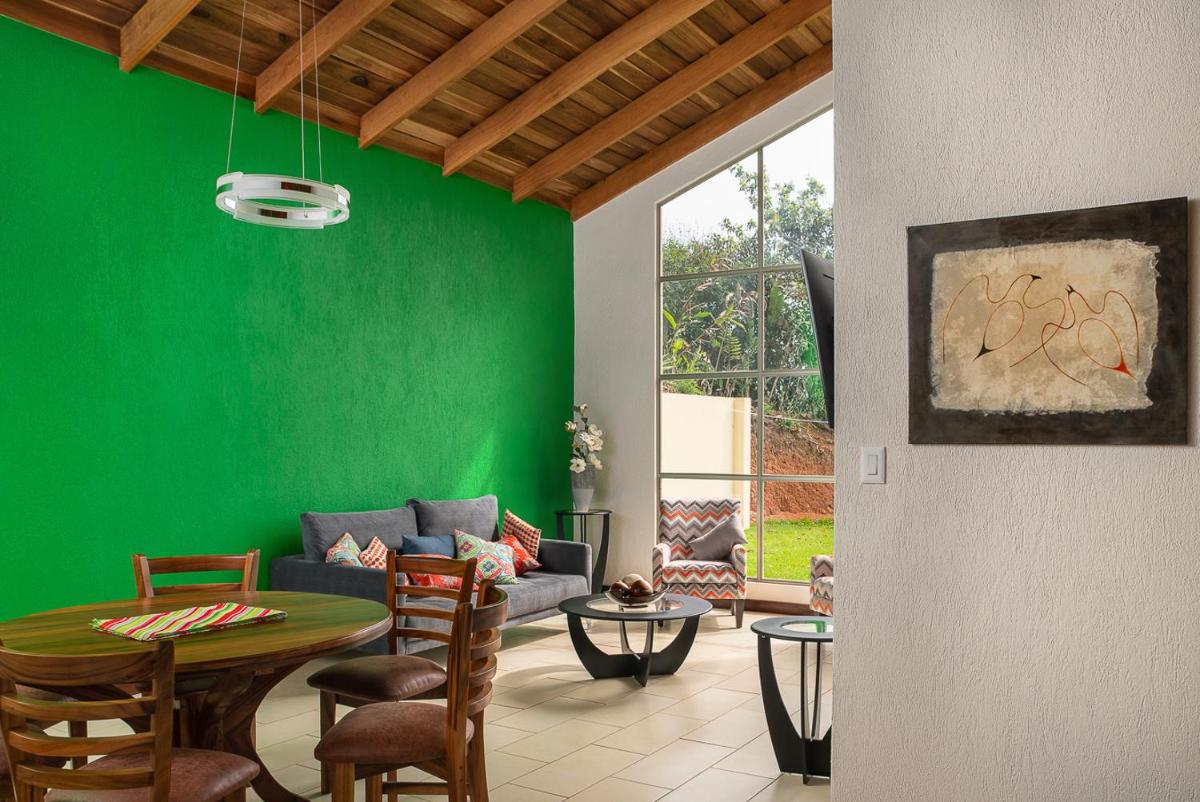 Suitetrails - Casa Sofia, a Gem Close to Orosi Thermal Pools!