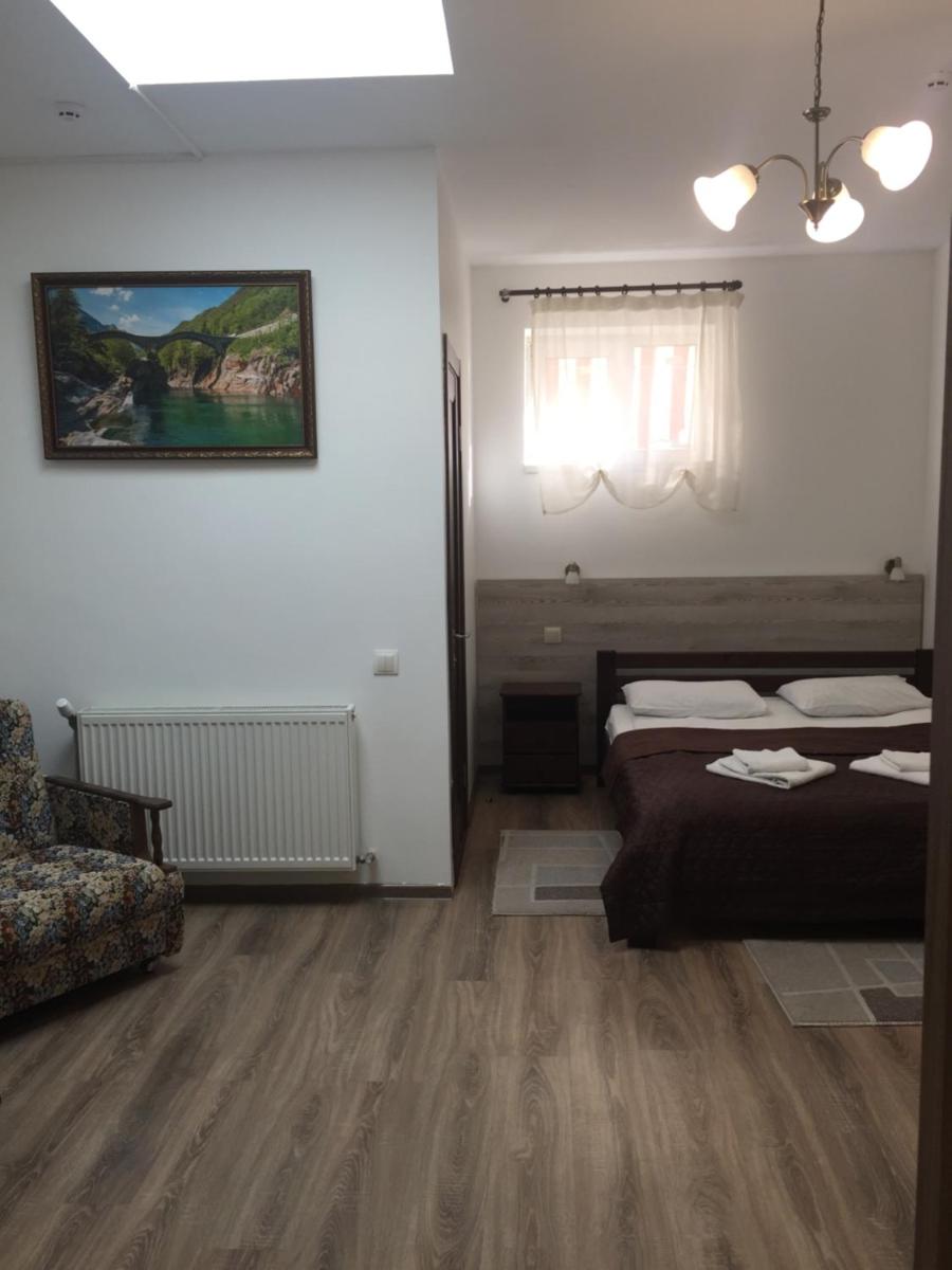 Hotel Karpaty - Housity