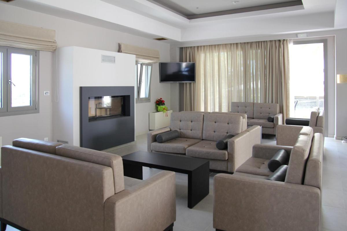 Achilles Hotel - Housity