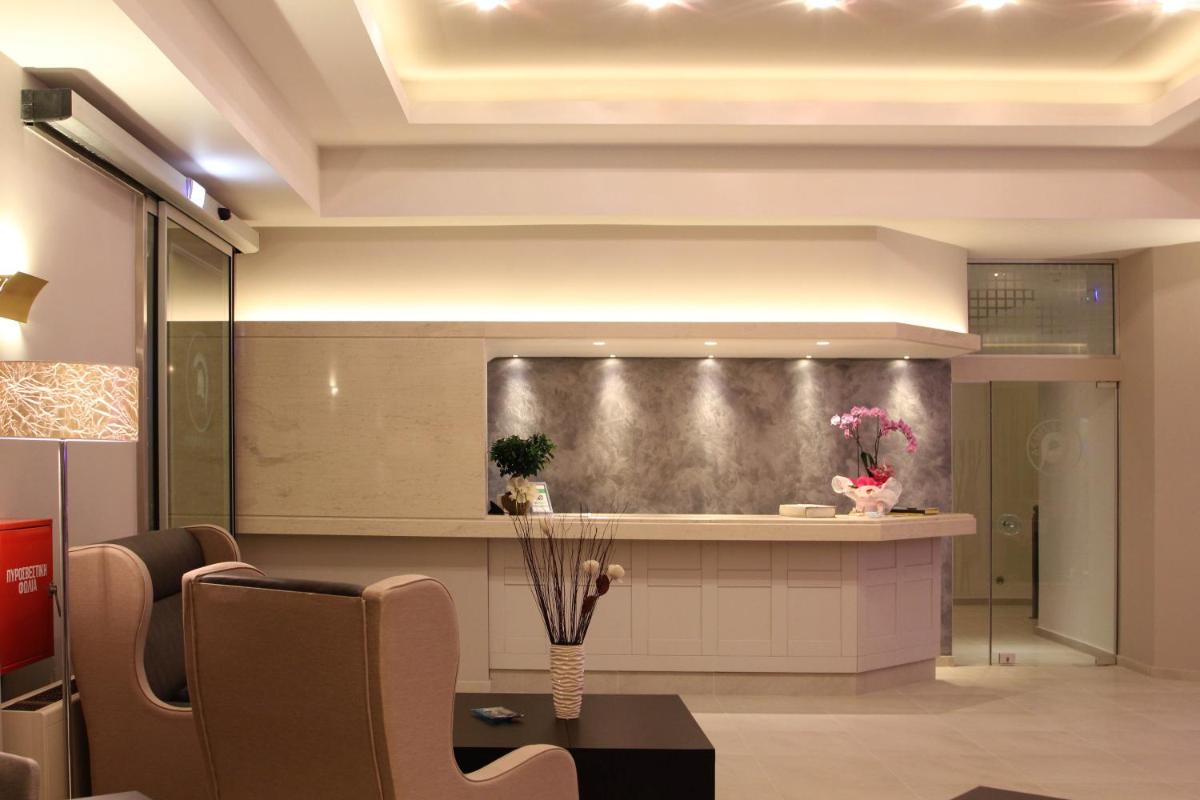 Achilles Hotel - Housity