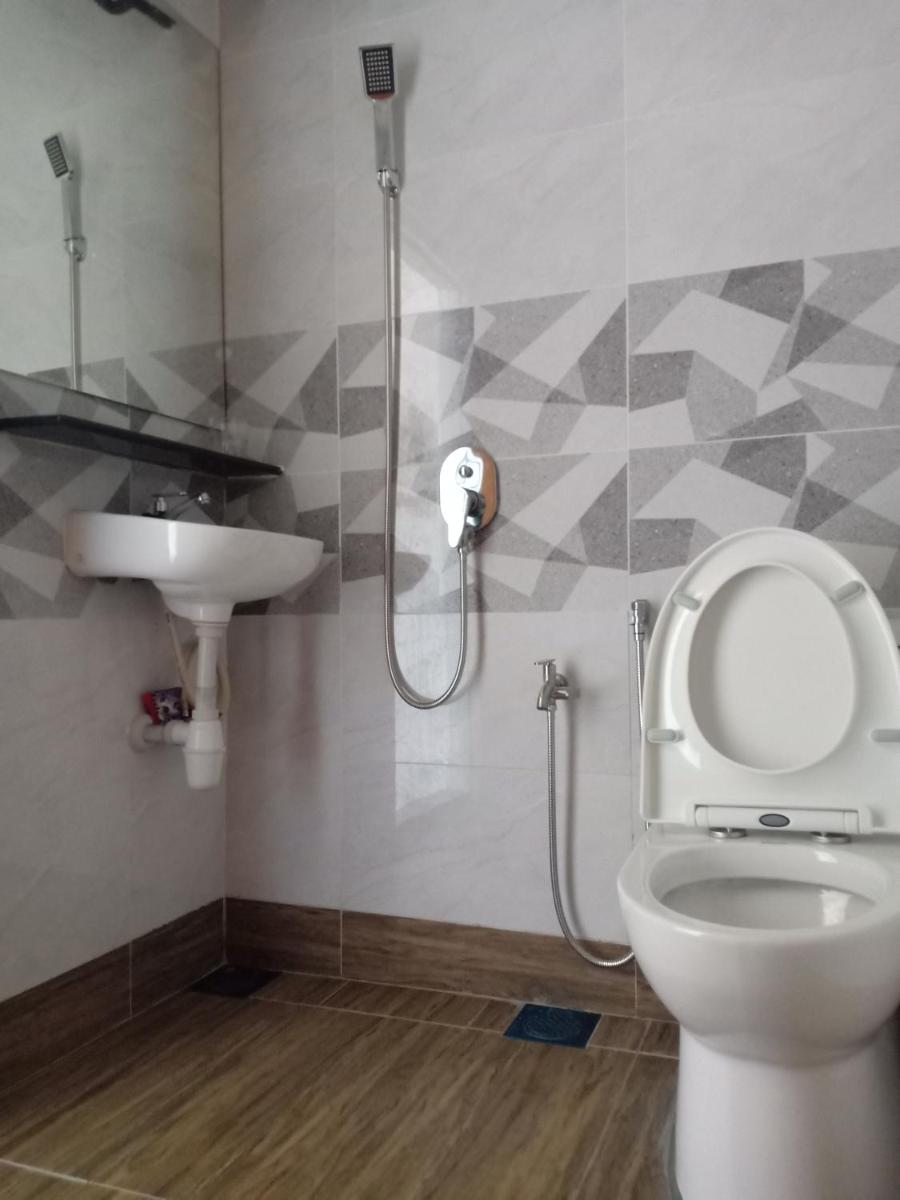De Benz Inn - Housity