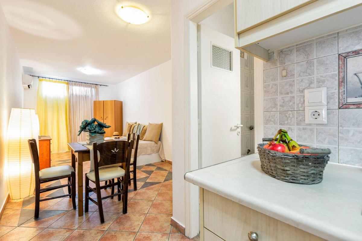 Cozy Apartment - Housity