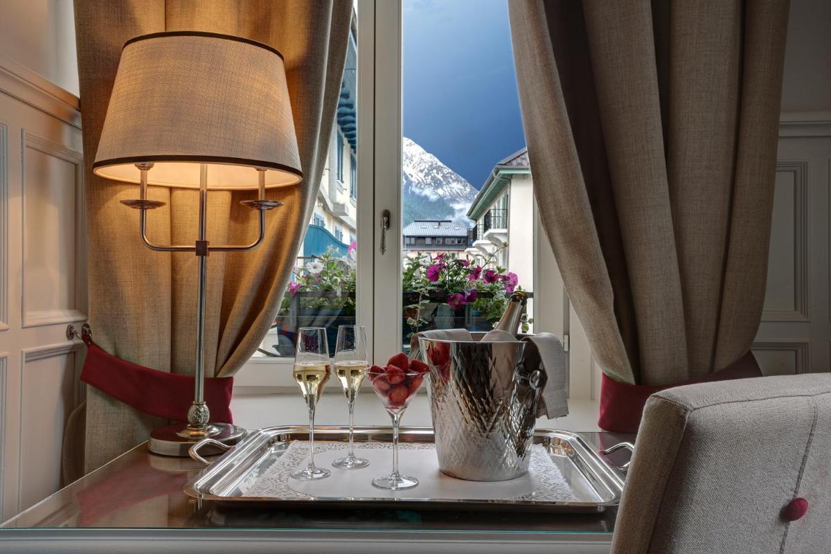 Vue générale sur la montagne ou vue sur la montagne depuis l'hôtel