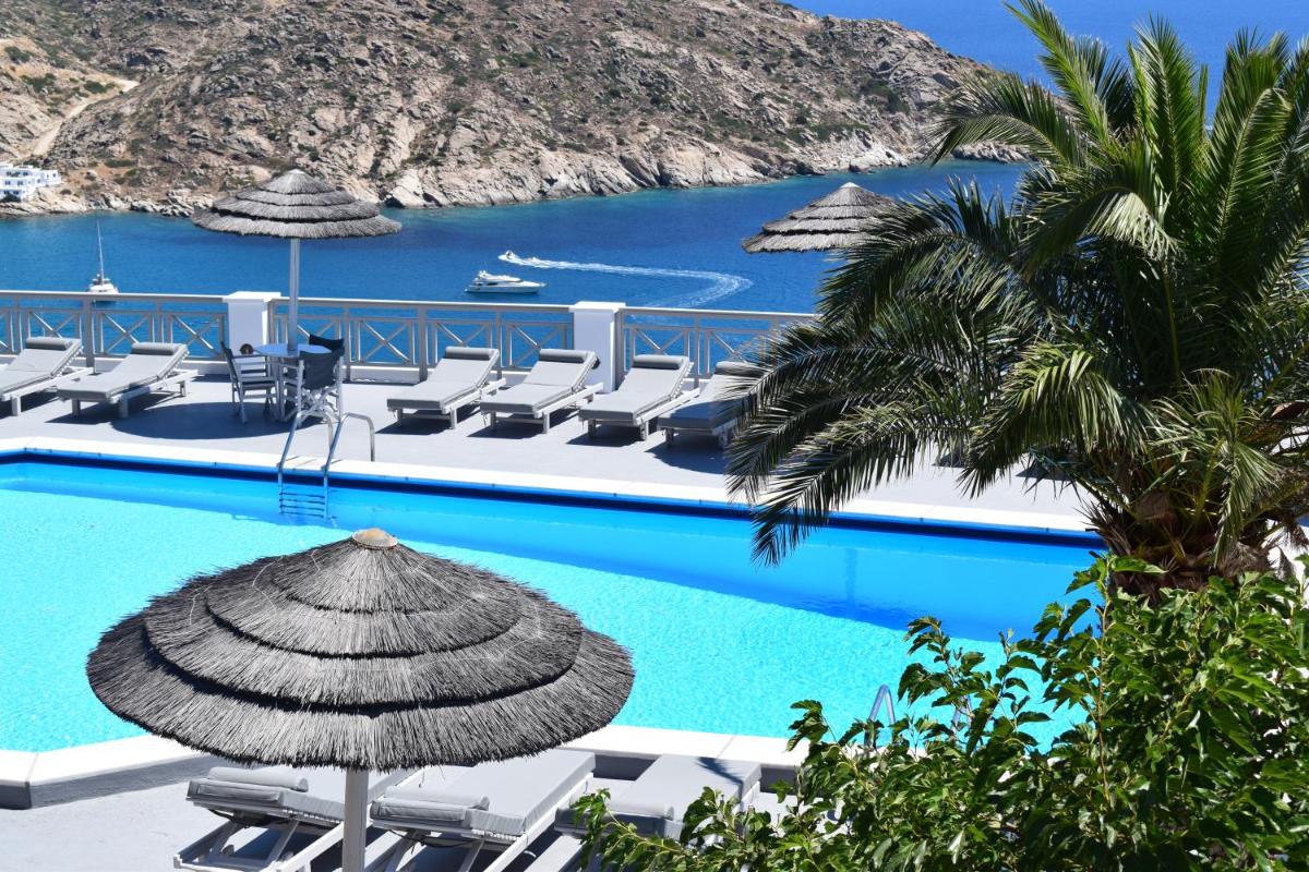 Hotel Katerina - Housity