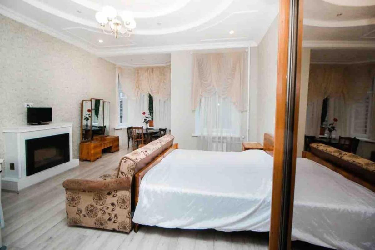 Apartments Paradniy Peterburg - Housity