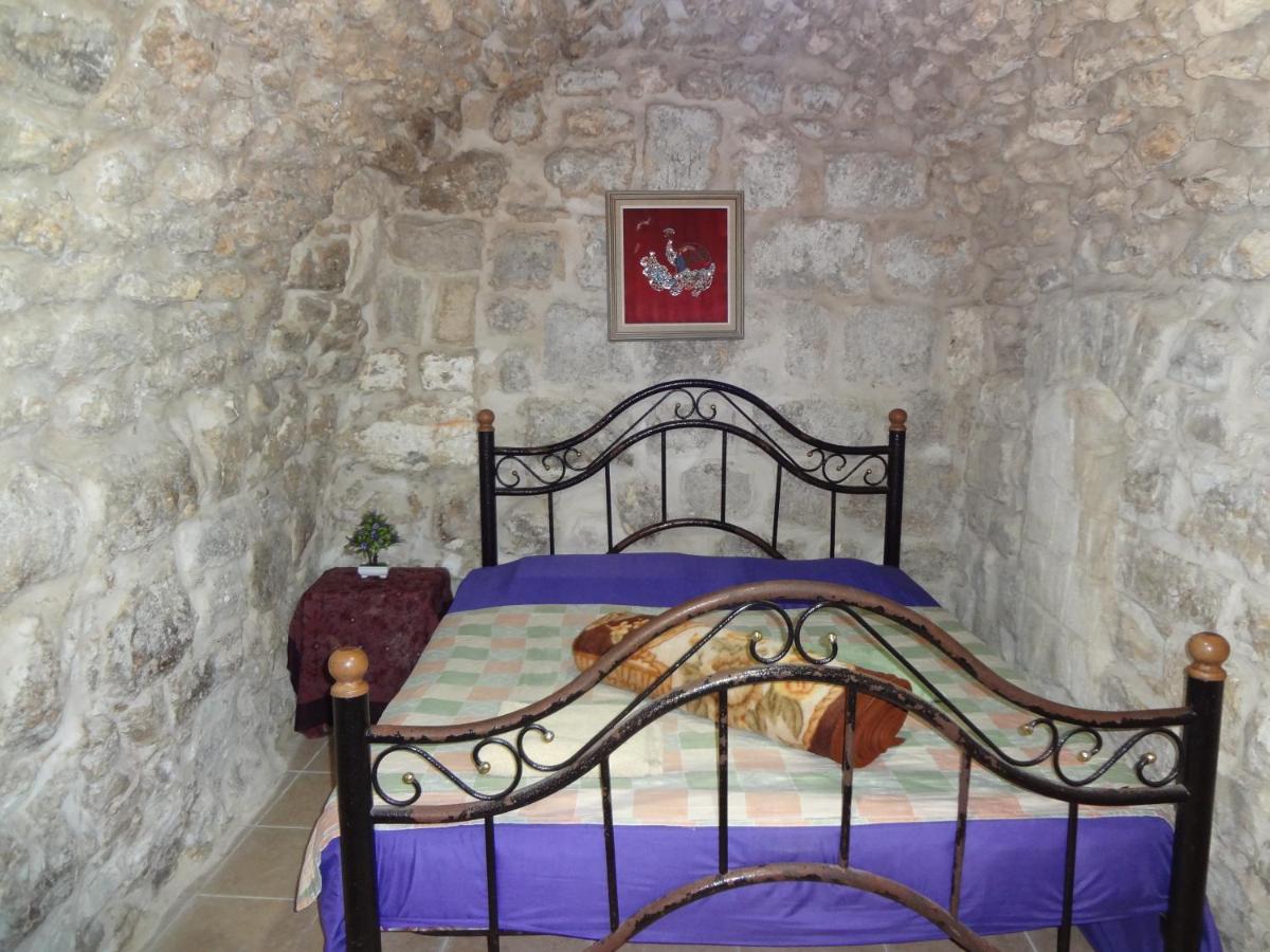 Jaffa Gate Hostel - Housity