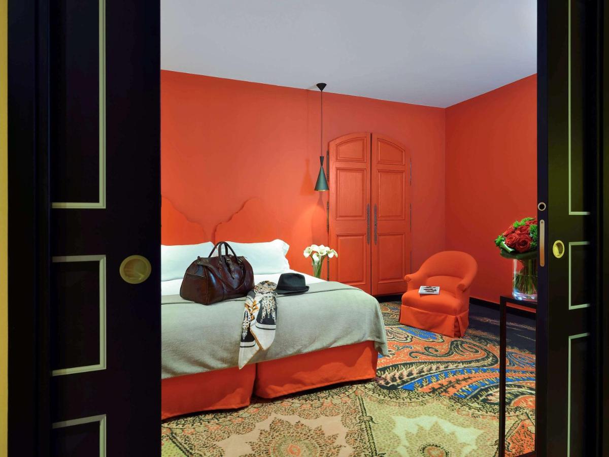 Coin salon dans l'établissement Jules César Hotel & Spa Arles - MGallery Collection