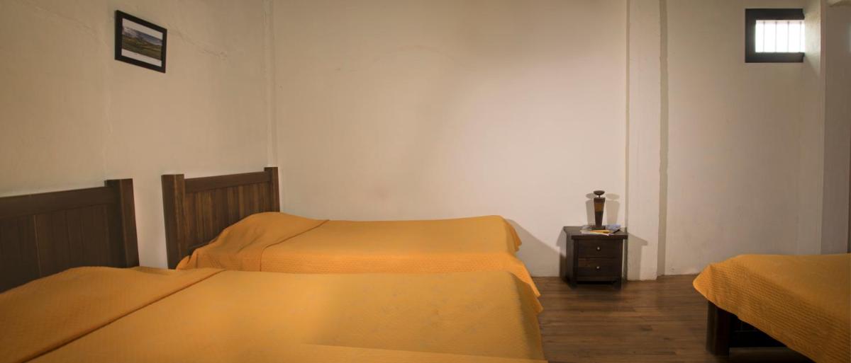 Hotel Calima - Housity