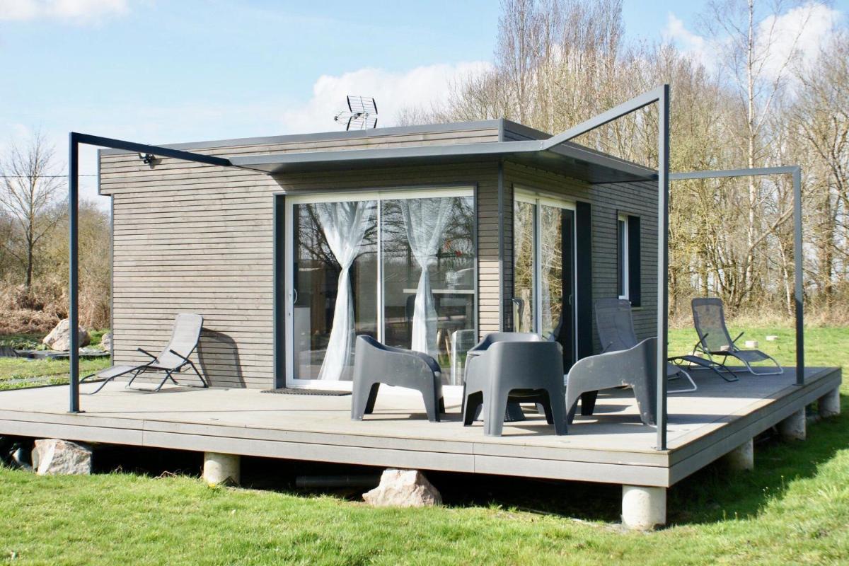 Cottage tout confort au milieu des chevaux - Housity