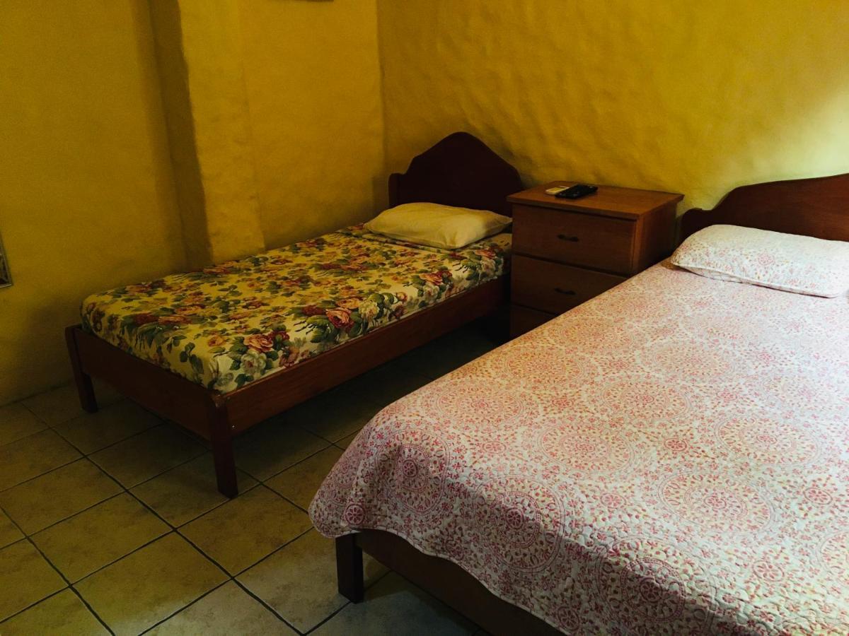 Hotel Casa Esmeralda - Housity