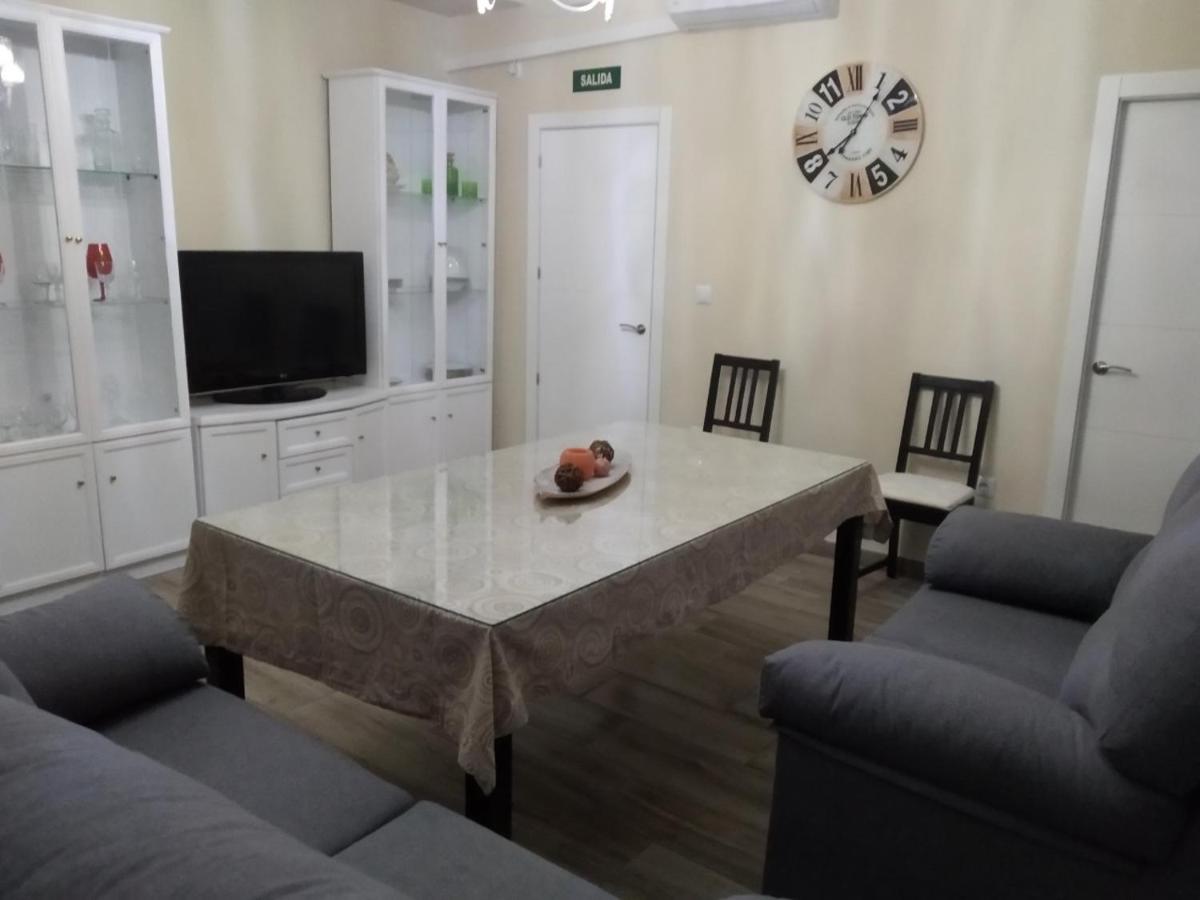 Apartamento Fregenal Centro R&S - Housity