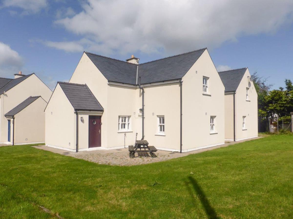 Suitetrails - No 9 Seanachaí Holiday Homes Holiday home
