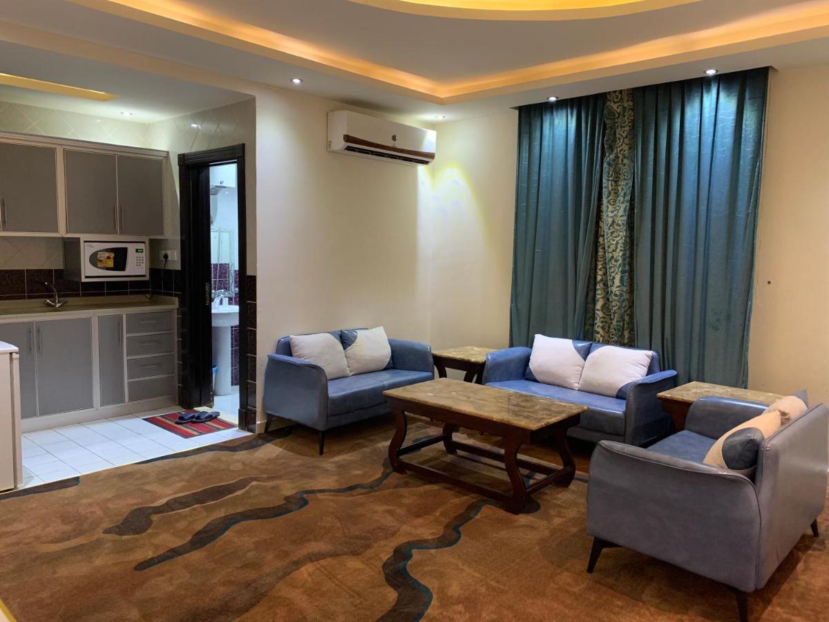 Sana Najed - Qasr Al morasalat - Housity