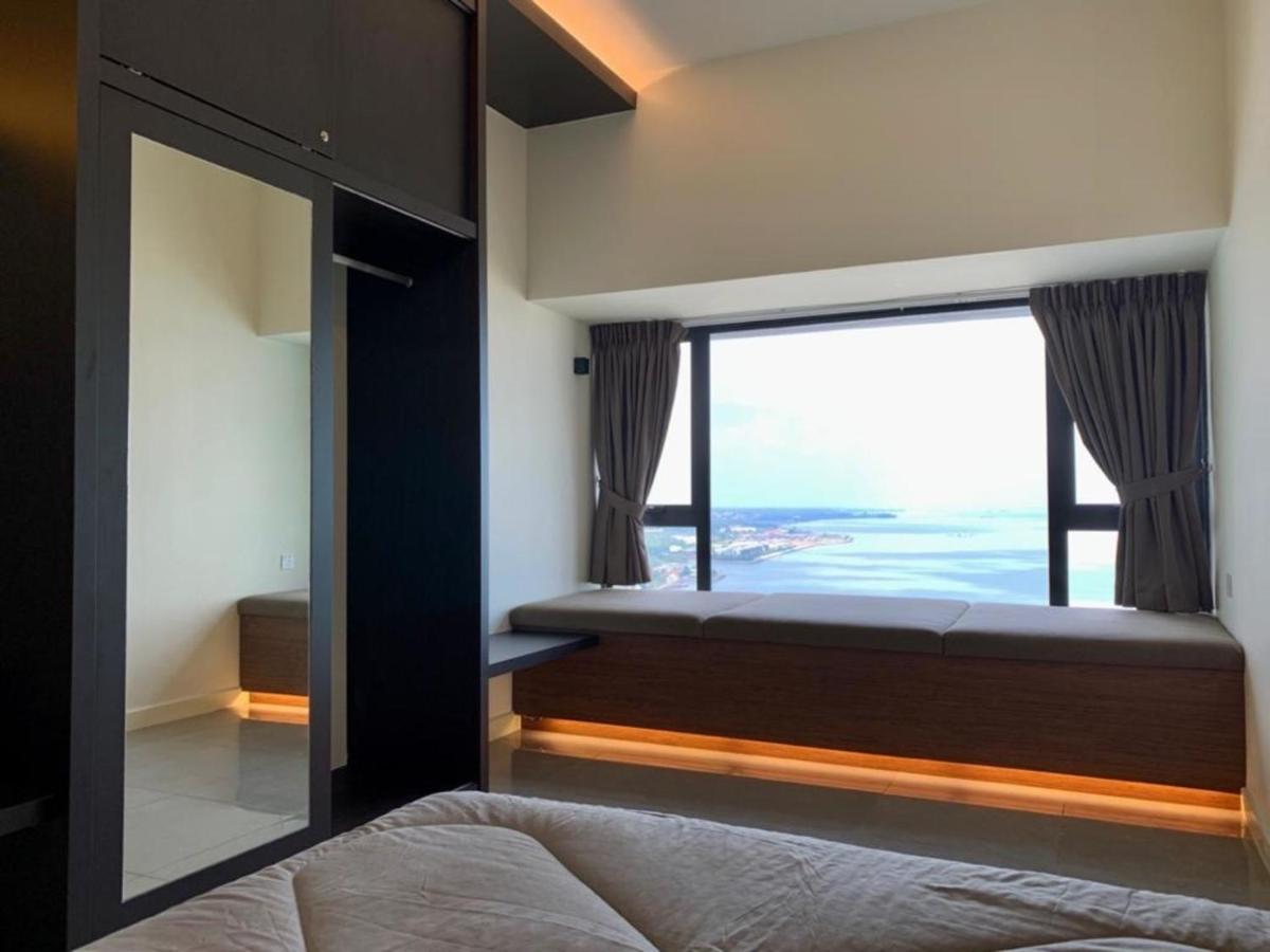 Imperio,Res - Modern -- Luxury -- Seaview - Housity