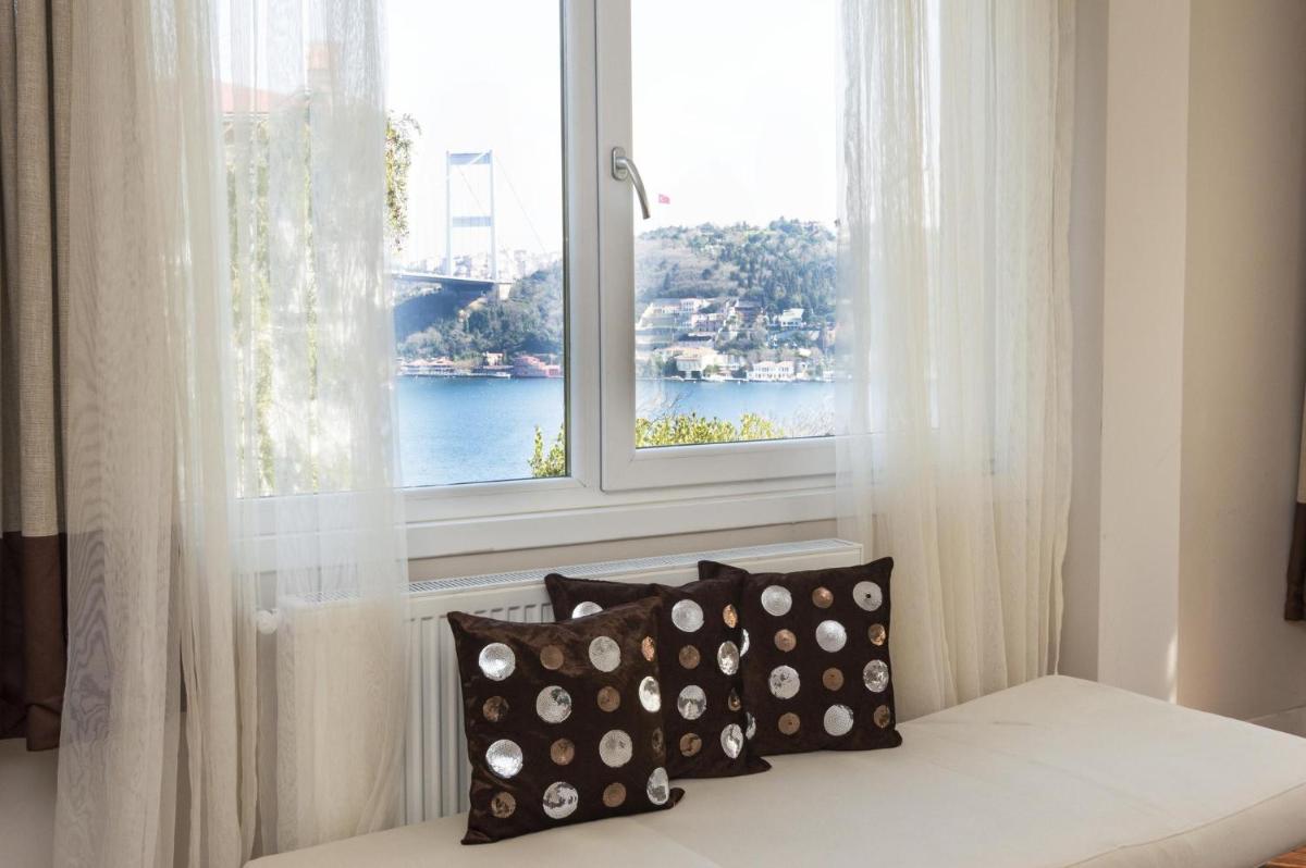 Stunning Duplex with Amazing Bosphorus View - Housity