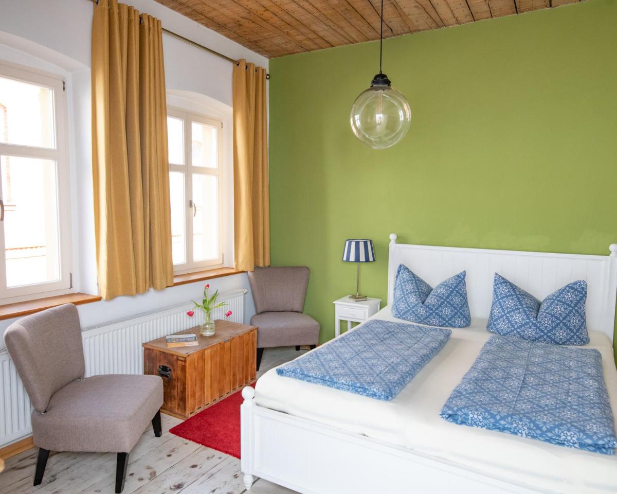 Pension Onkel Ernst - Housity
