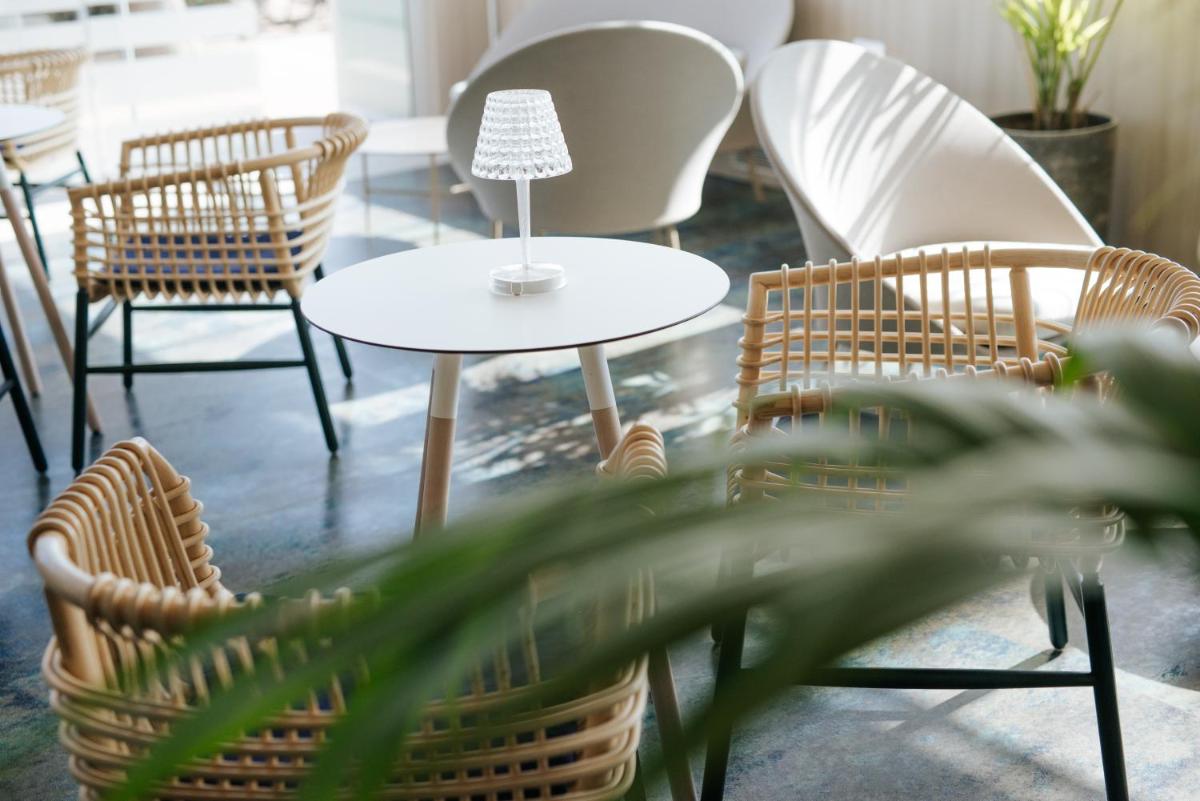 Zona de estar de Hotel Neptuno Playa & Spa