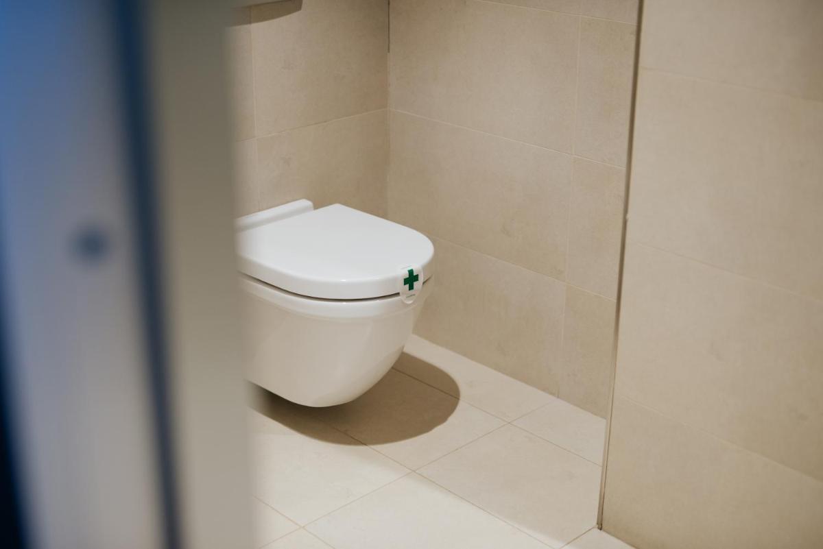 Un baño de Hotel Neptuno Playa & Spa