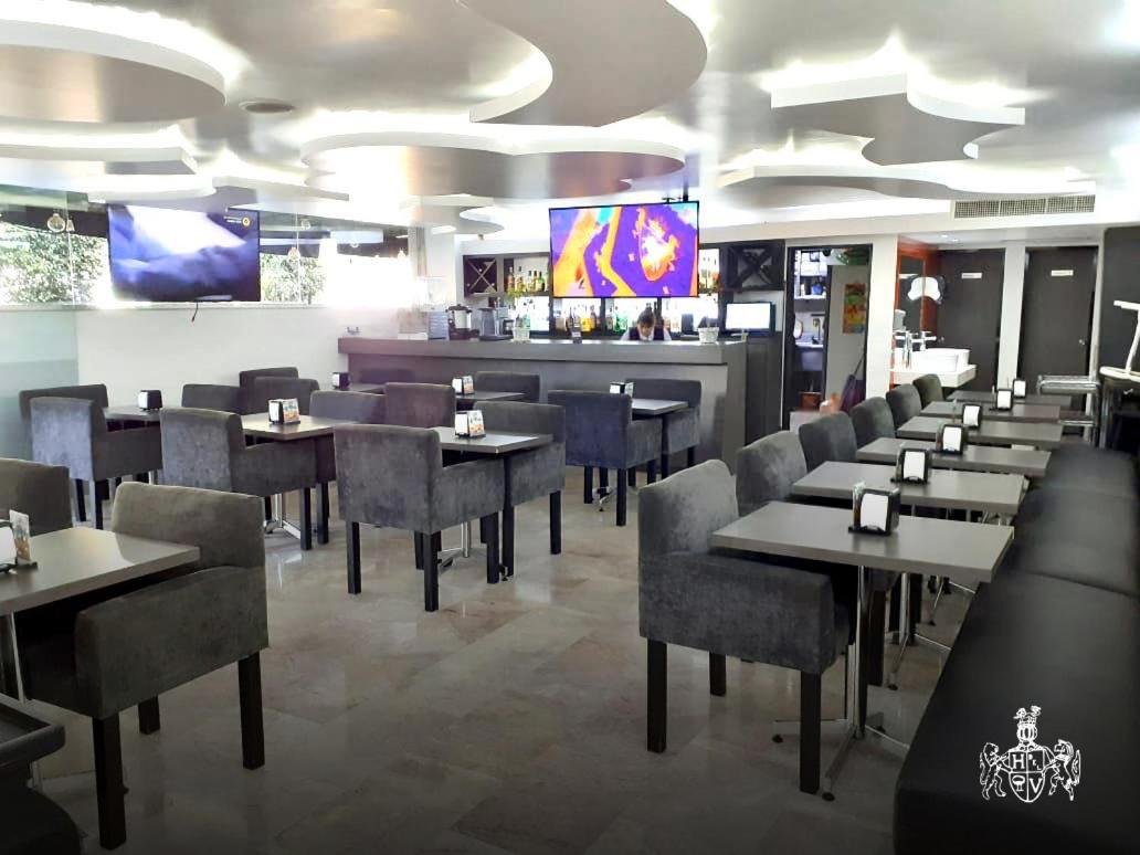 Hotel Del Valle - Housity