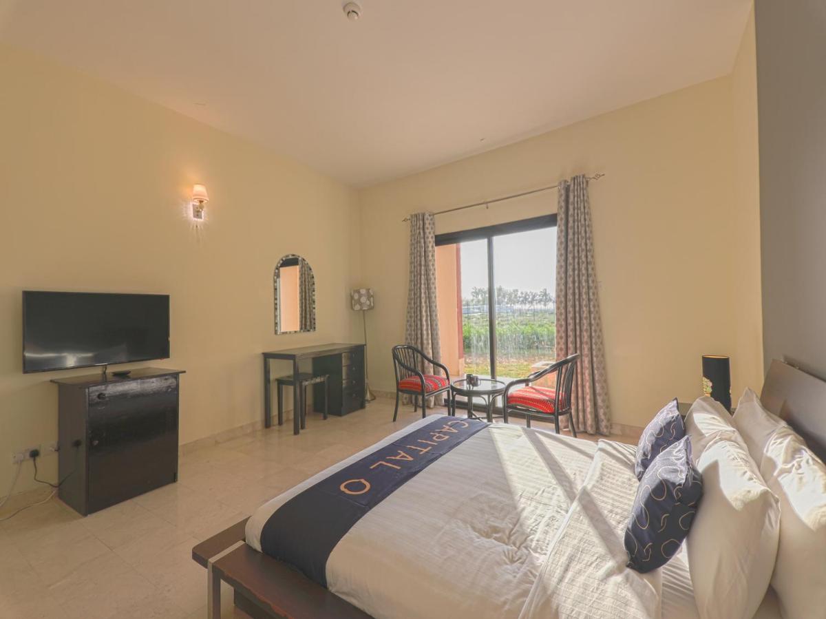 CAPITAL O133 Al Sawadi Beach Resort & Spa - Housity