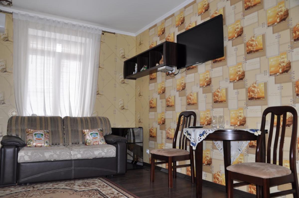 Parusa Maklaia - Housity