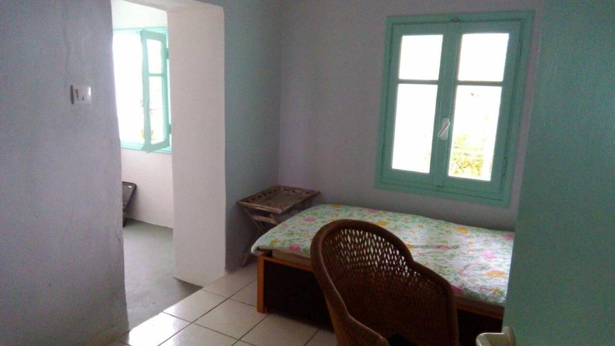 Quaint Greek Cottage, Rural Setting, Great Views. - Housity