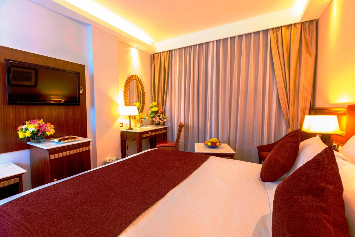 Suitetrails - Golden Tulip Hotel Flamenco Cairo