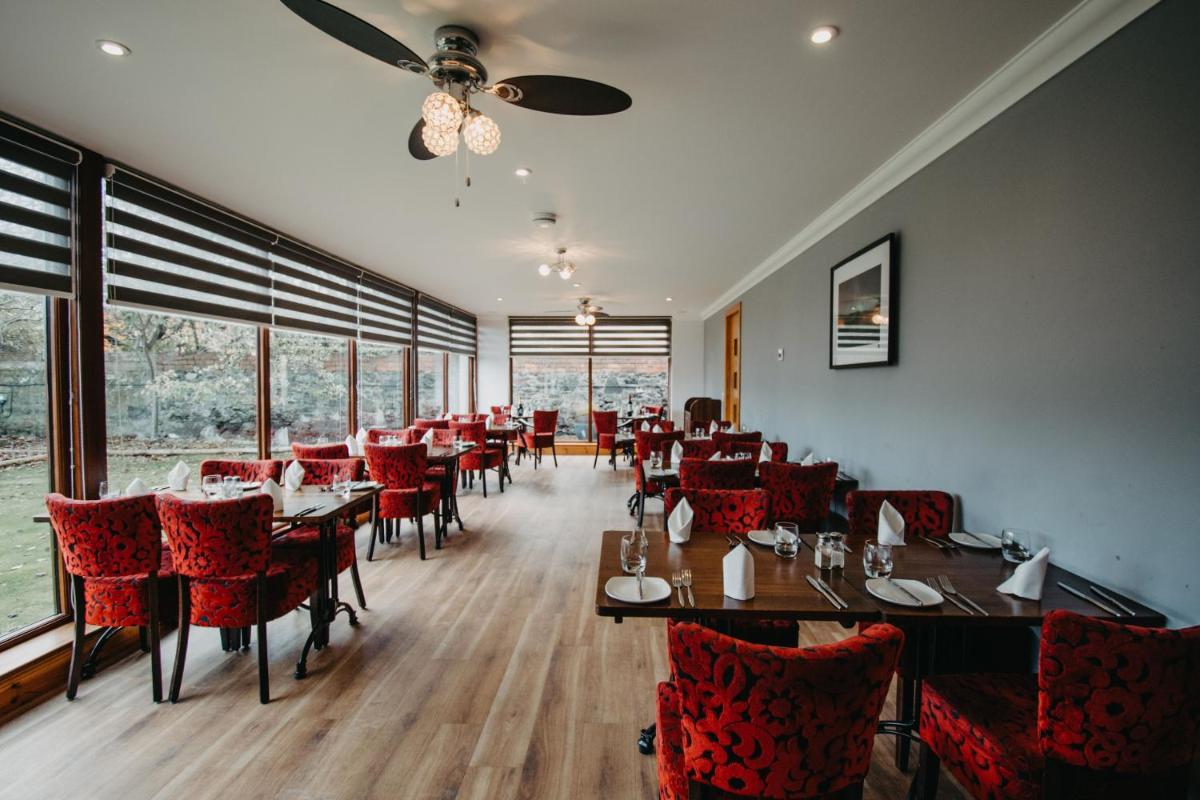 Seafield Arms Hotel - Housity