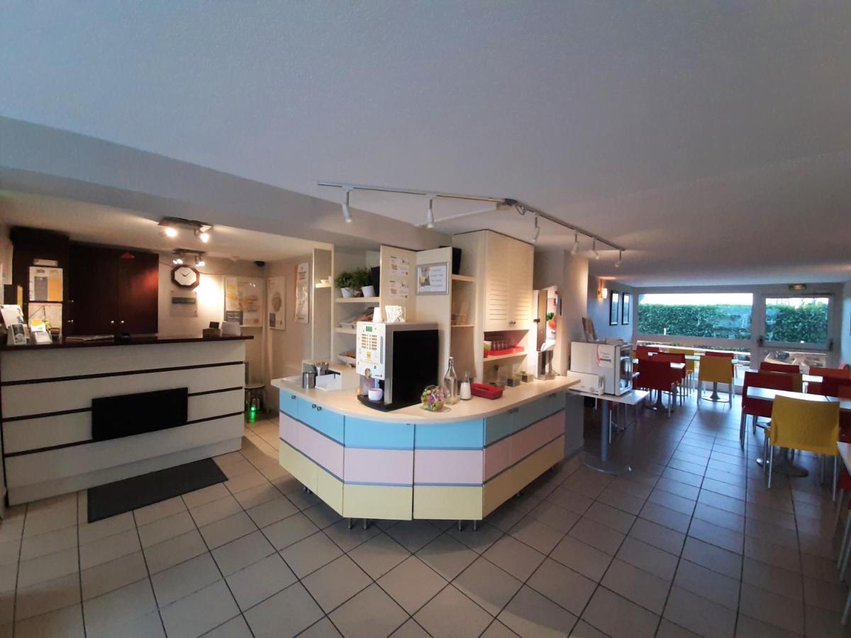 Première Classe Mâcon Sud - Housity