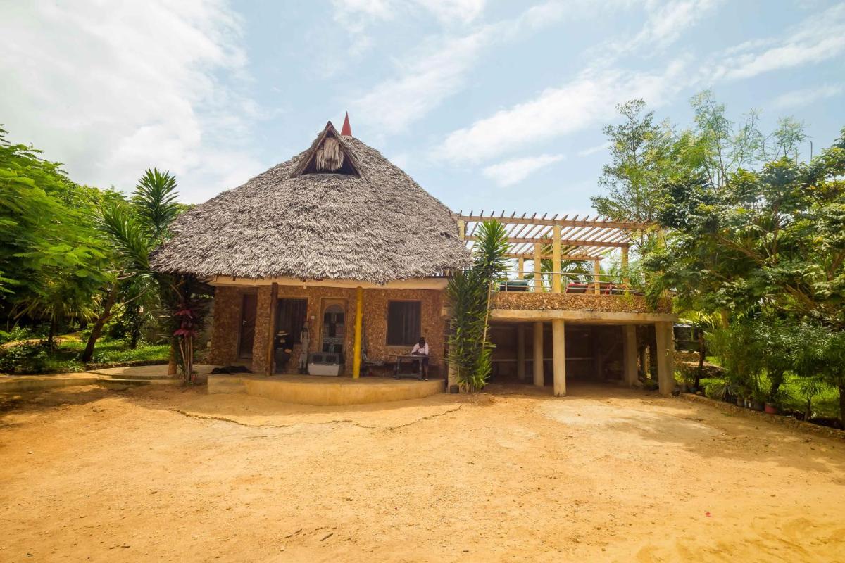 Africanhuts - Housity