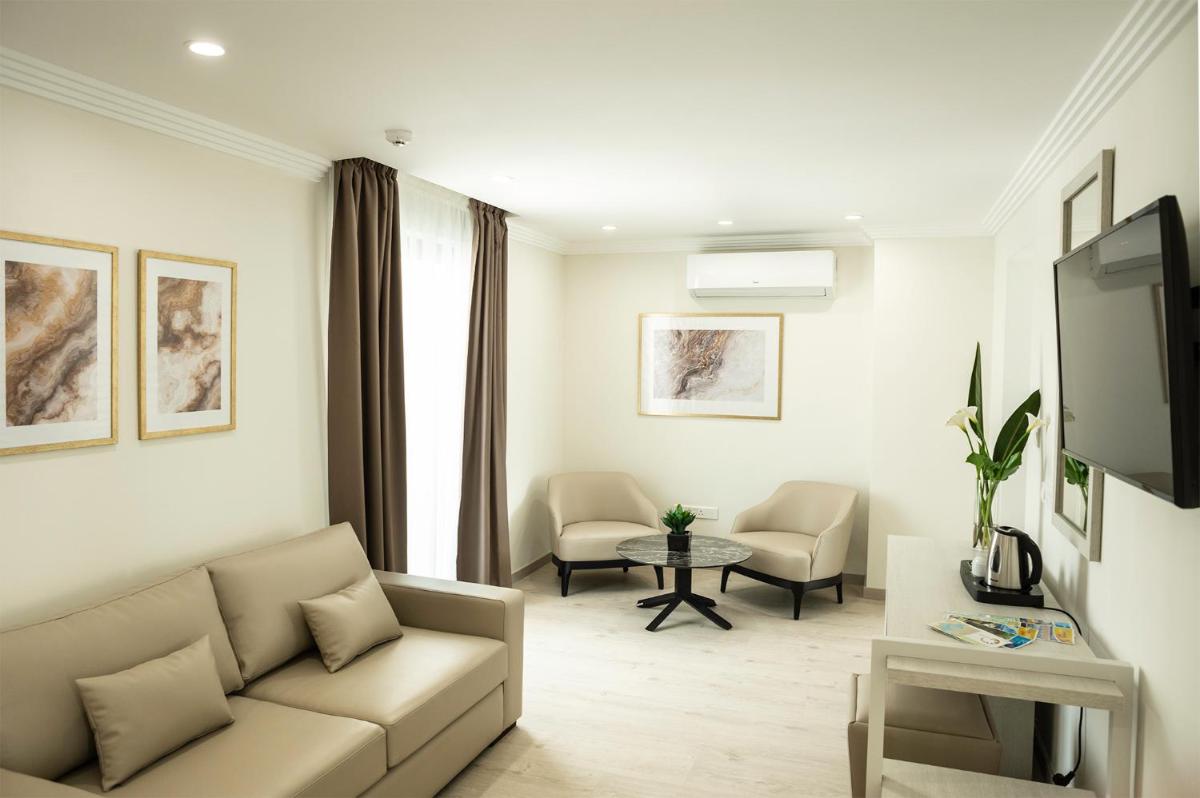 Suitetrails - Roseum Boutique Hotel