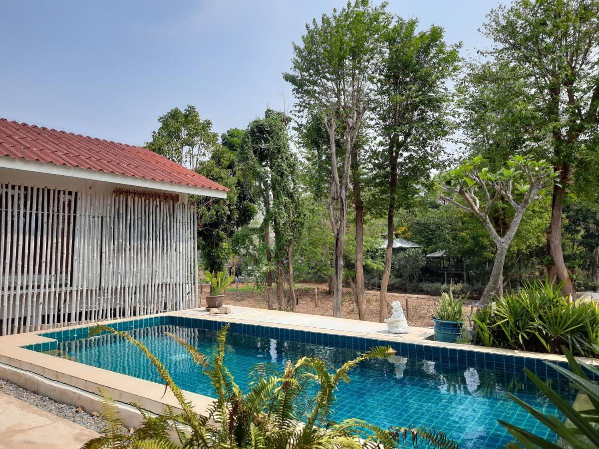Chasorn Riverside Resort - Housity