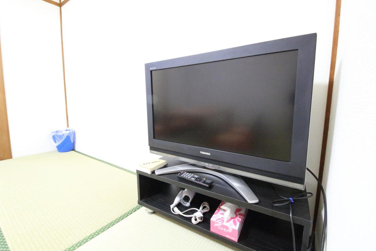 EX Two-story old private house Matsubara - Housity