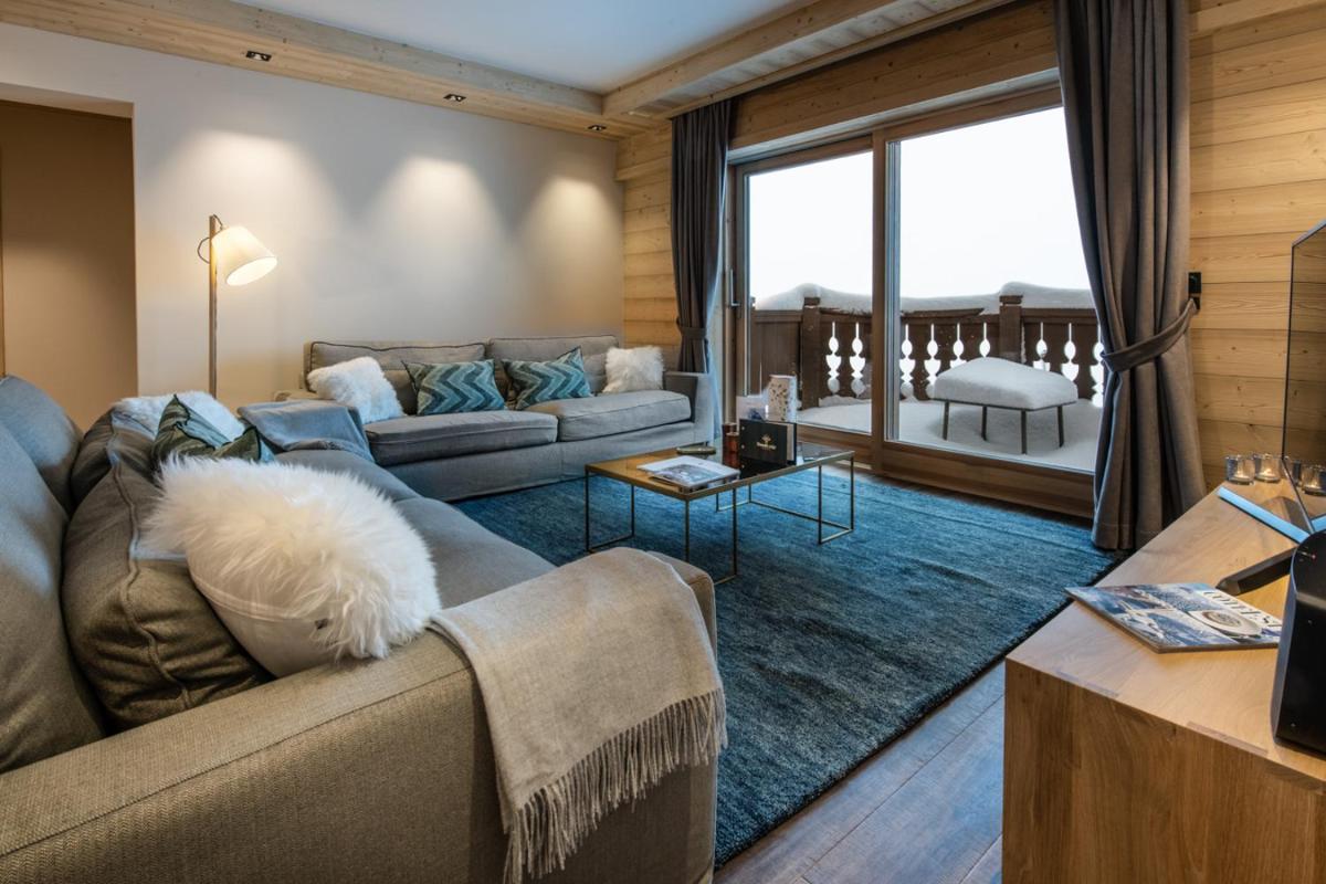 Coin salon dans l'établissement Manali Lodge by Alpine Resorts