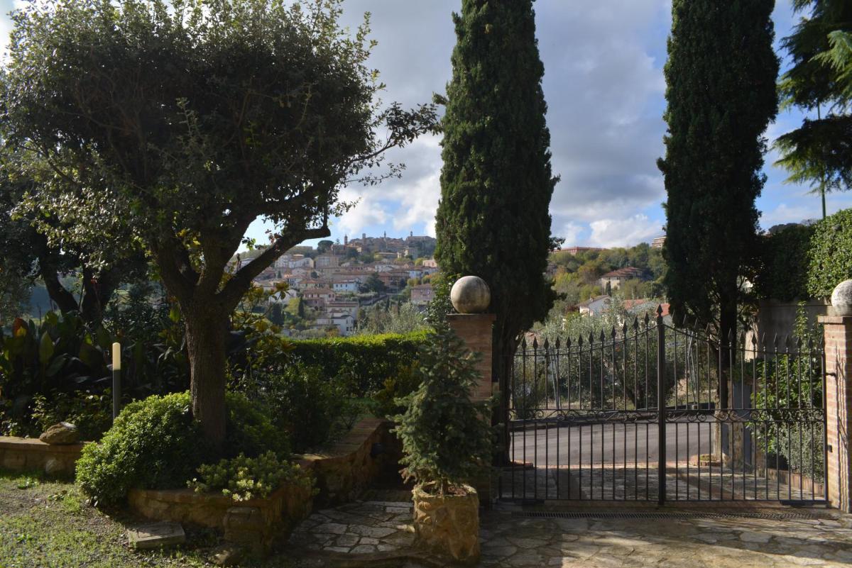 Villa Fè -Choose Panoramic View, Jacuzzi, Private Parking - Housity