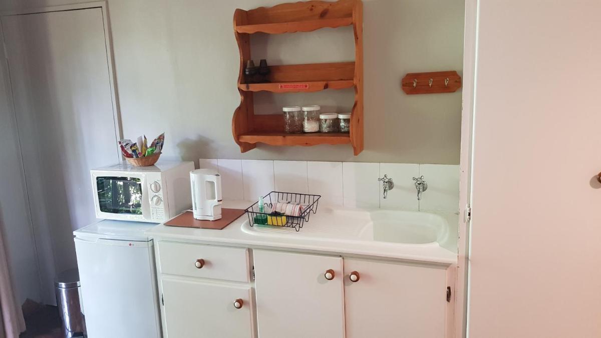 Dias Guest House - Housity