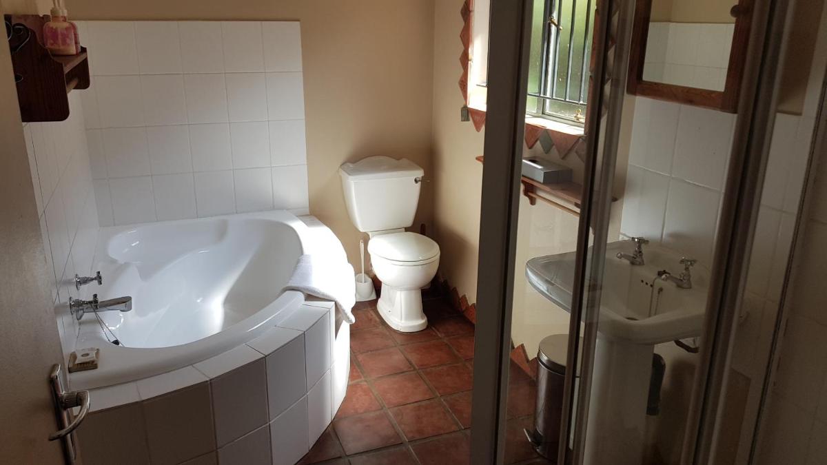 Dias Guest House - Housity