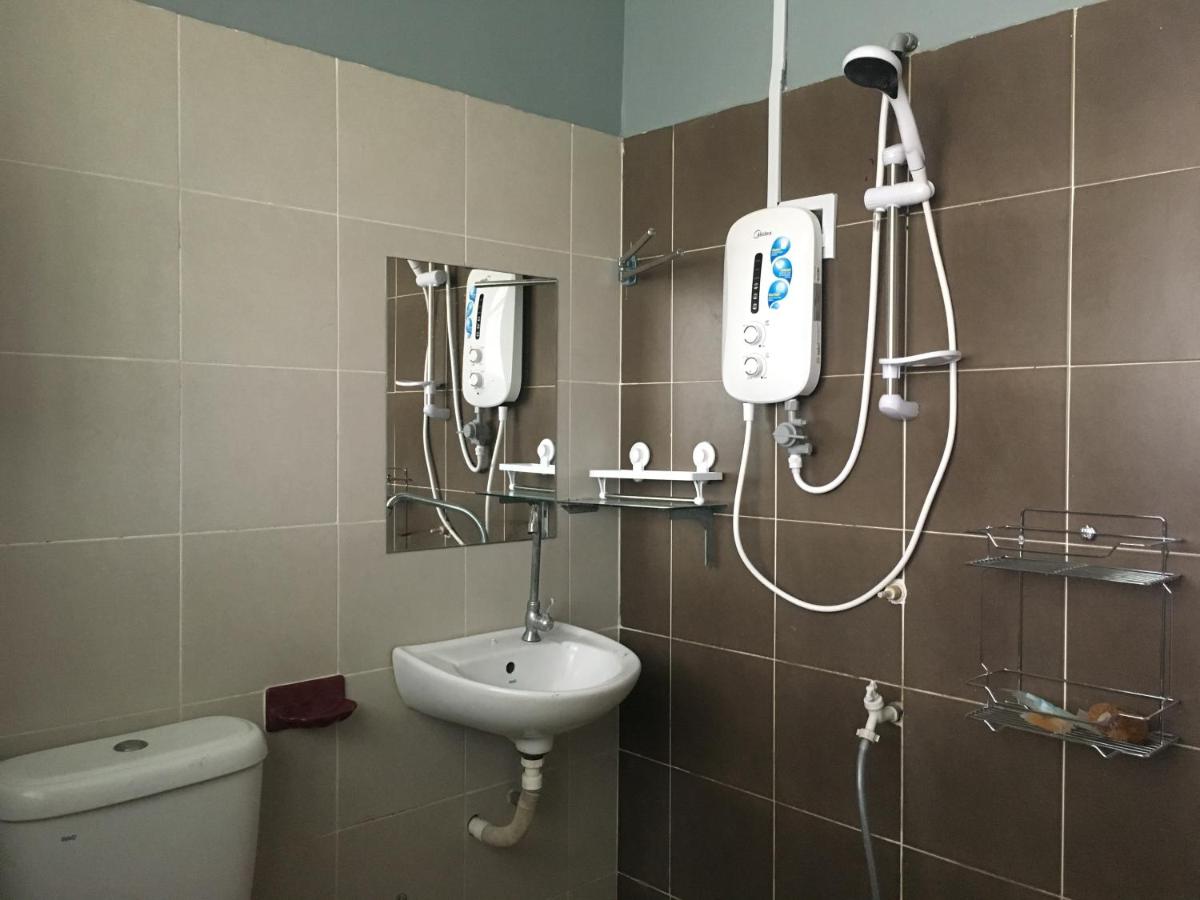 Pasir Gudang Marissa Homestay - Hizvo