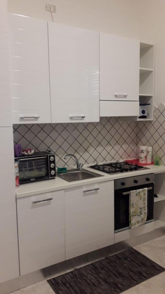MARILYN HOUSE - Housity