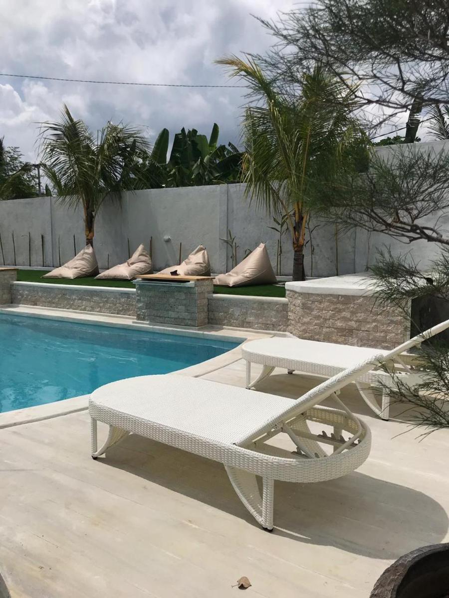 Kelapa Surf Villa - Housity